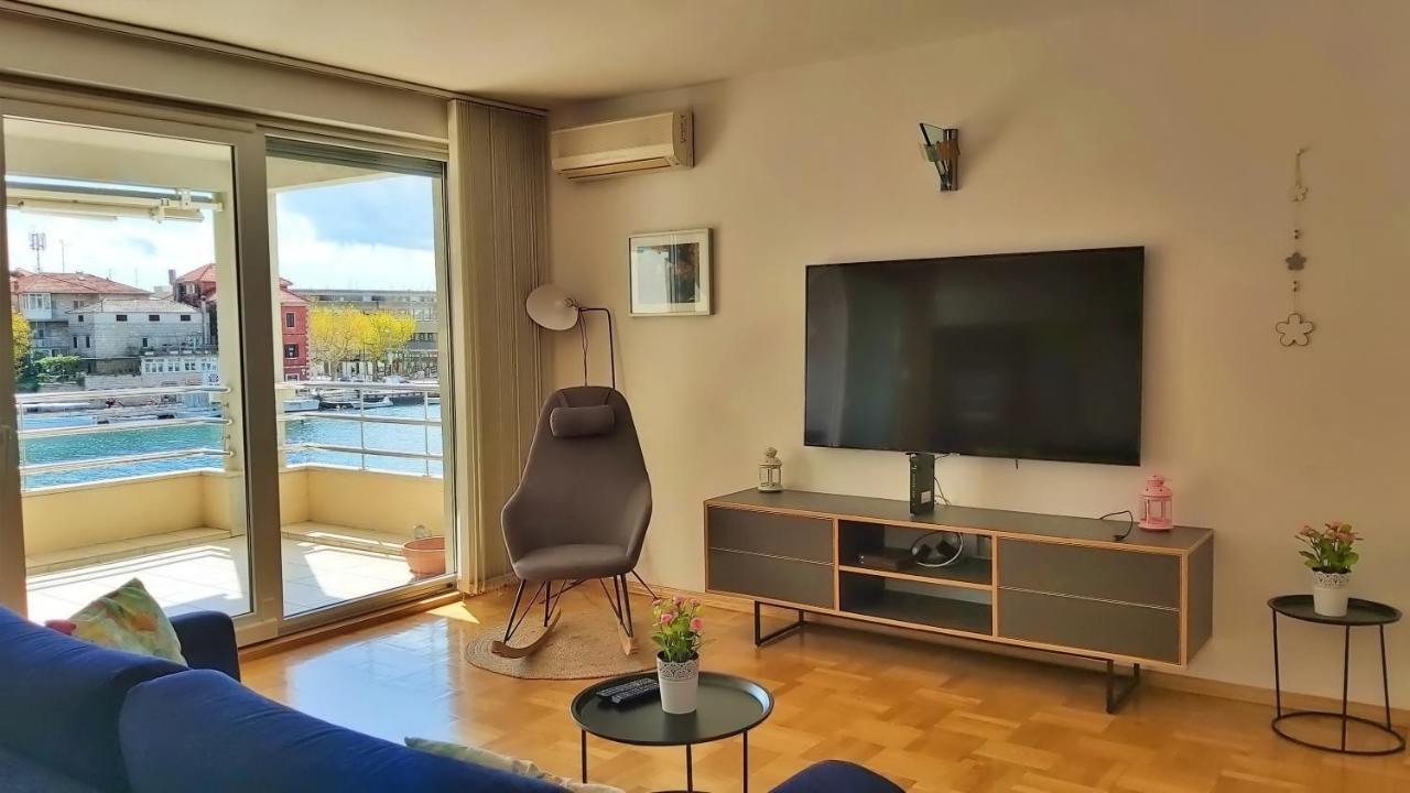Mitra Zonata Pink Appartement Omiš Buitenkant foto