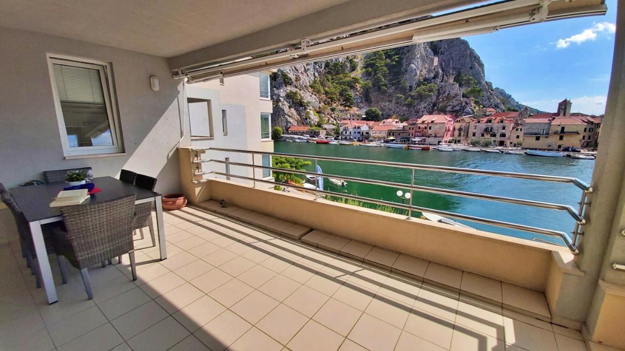 Mitra Zonata Pink Appartement Omiš Buitenkant foto