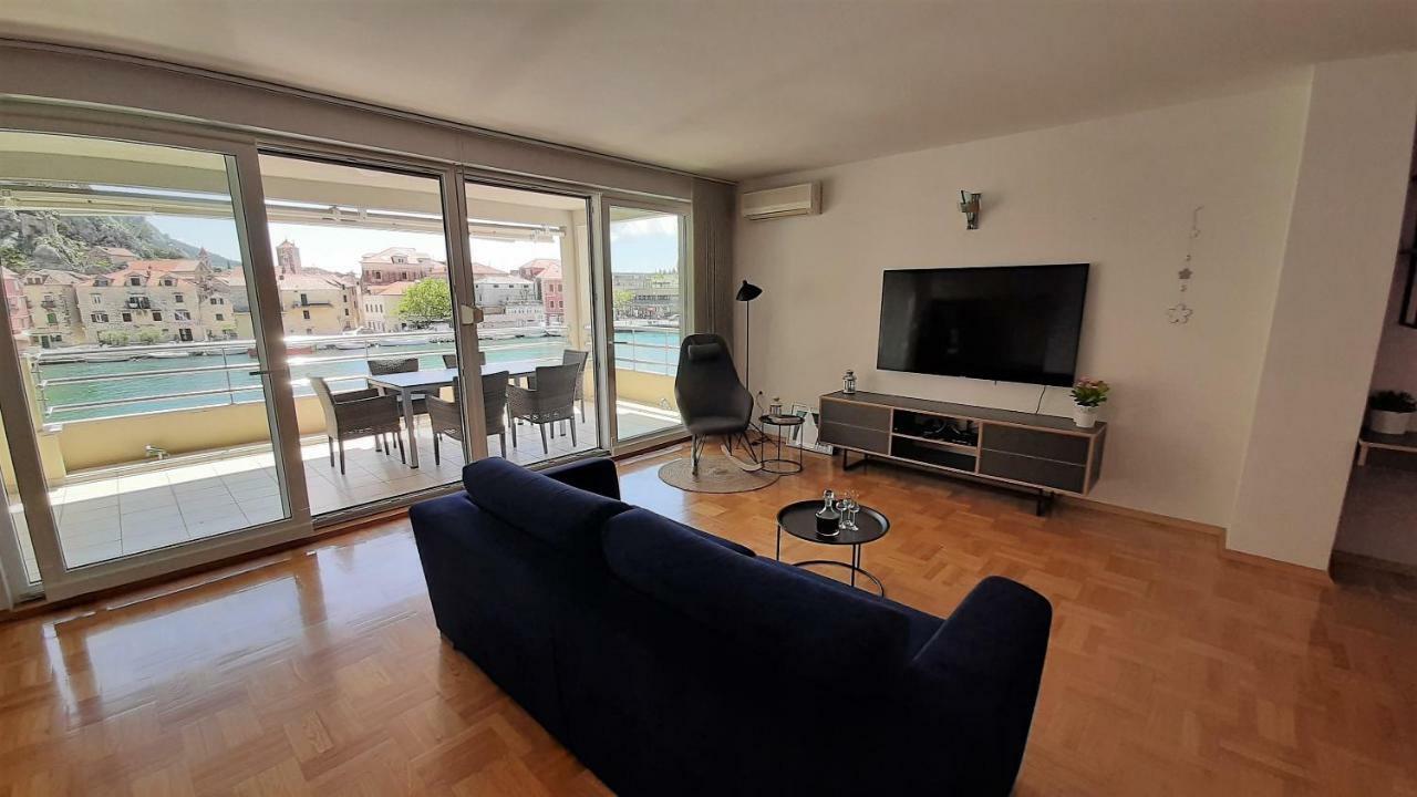 Mitra Zonata Pink Appartement Omiš Buitenkant foto