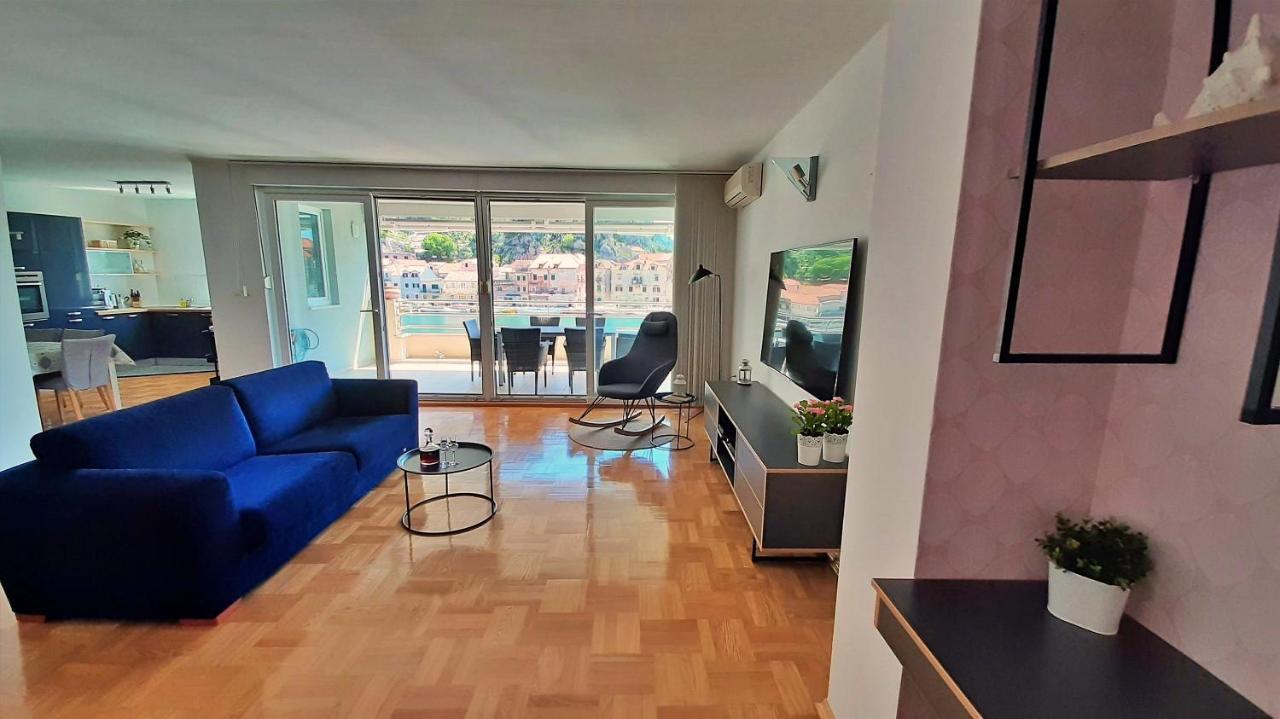Mitra Zonata Pink Appartement Omiš Buitenkant foto